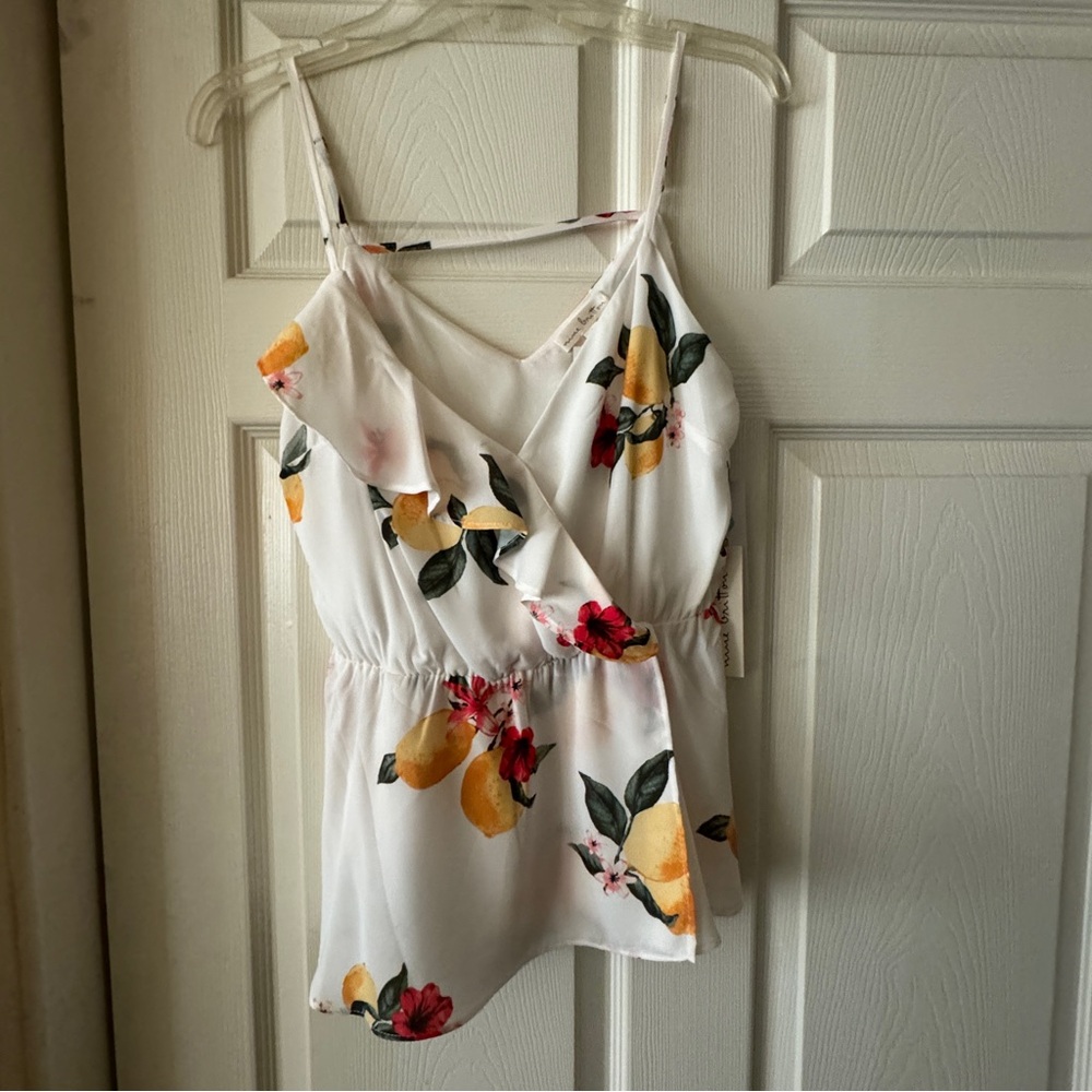 Small Nine Britton Wrap Tank Top Blouse NWT Lemons & Red Flowers
